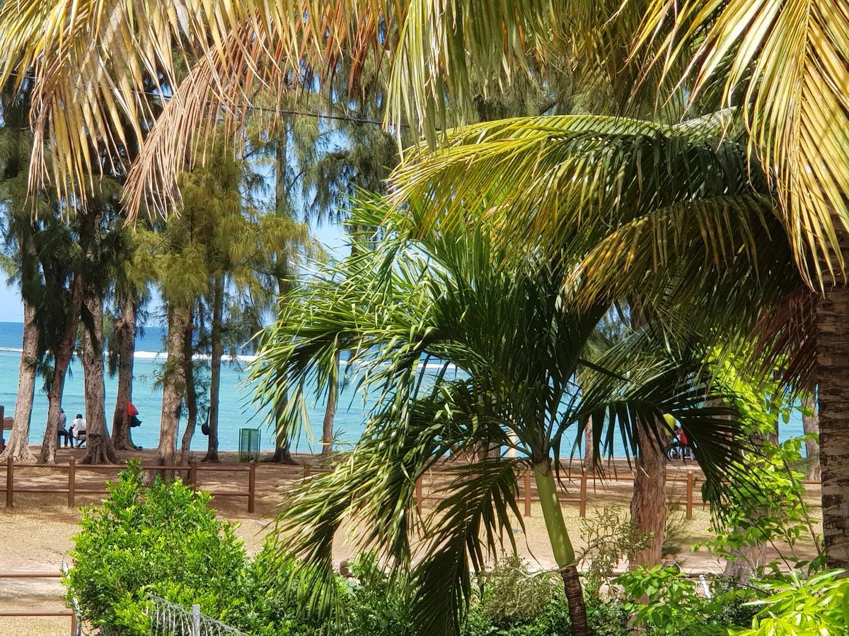 Villa Bienvenue Beachfront House Flic en Flac Екстер'єр фото